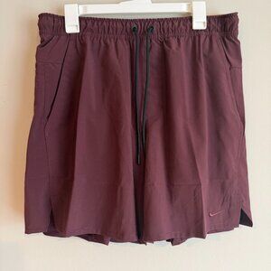 Nike DV9334-652 Mens Large Unlimited Dri-FIT 7" Versatile 2-in-1 Burgundy Short